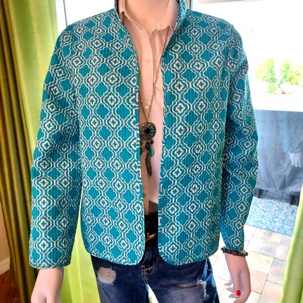 Reversible Jacket In 2 Pattern Quilted Design. - image 6